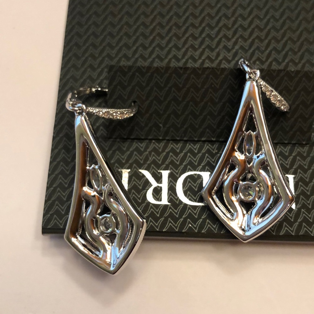 NADRI earrings - Picture 4 of 4
